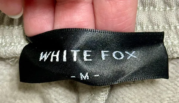 White Fox Cream Tan Baggy Sweatpants M - Image 7