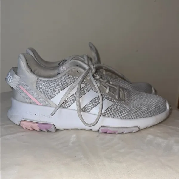 Adidas Cloudfoam Pure‎ Sneakers Women’s Size 4– Gray & White with Pink Accents - Image 3