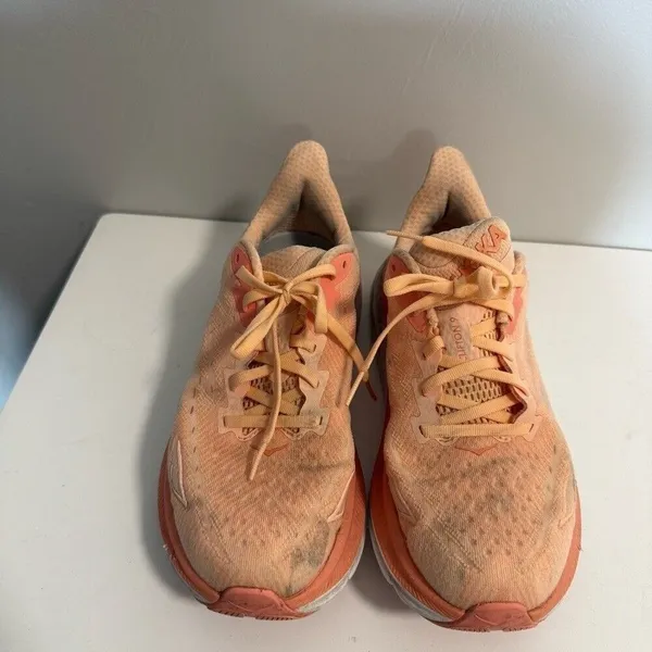 Hoka Women's Clifton 8 Cantaloupe‎ Orange Sneaker Comfort Shoe 8B - Image 2