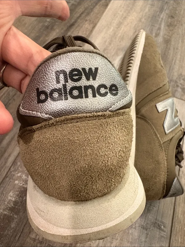 New Balance 420 olive green and silver 7.5 - Image 9