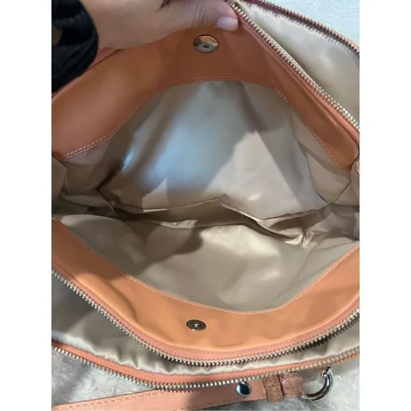 Coach leather purse bag pinkish/orange salmon color - Image 6