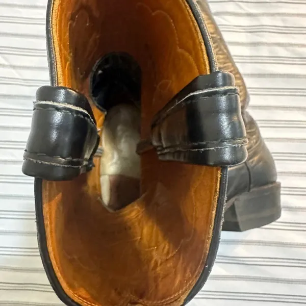Vintage Tony Lama Black Cowgirl Boots Size 5.5 Narrow fit Leather Vintage - Image 9