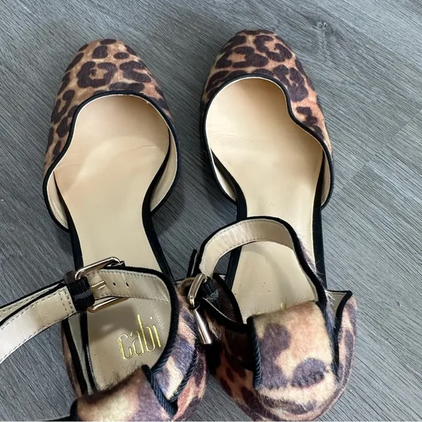 Cabi Kiki Faux‎ Hair Leopard Cheetah Ankle Strap Kitten Block Heels Size 8 - Image 7