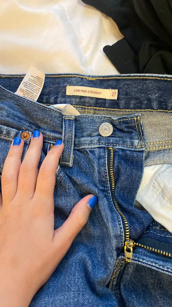 Levi’s Low Pro Straight Jeans - Image 3