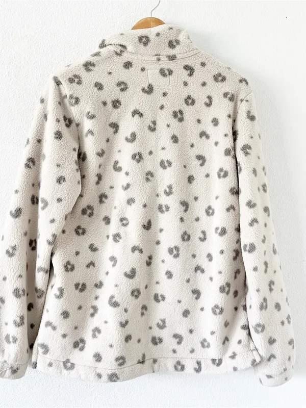 Abercrombie & Fitch Sherpa Gray Leopard Half Zip Fleece Pullover - Image 7