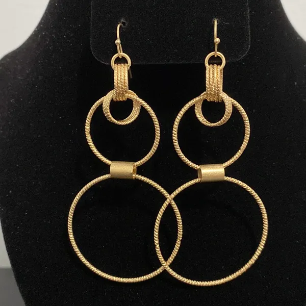 Lot of 4 Dangle Earrings Silver - Image 2