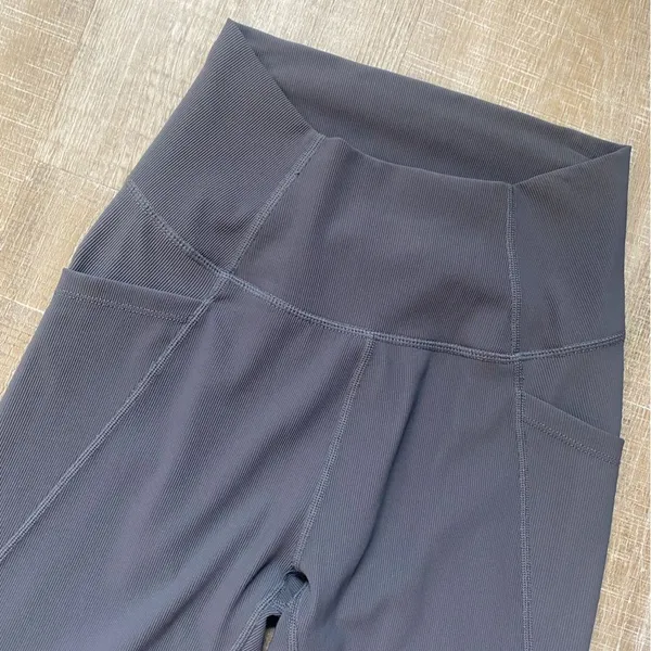 Wilo The Label Base Ribbed Legging Charcoal Gray Size Small Pockets Workout NWOT - Image 5