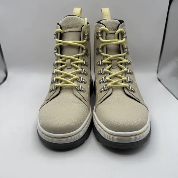 Dr. Martens Women's Combs W 6 Eyelet Combat Boots Parchment Beige 40/60 Size‎ 9 - Image 3
