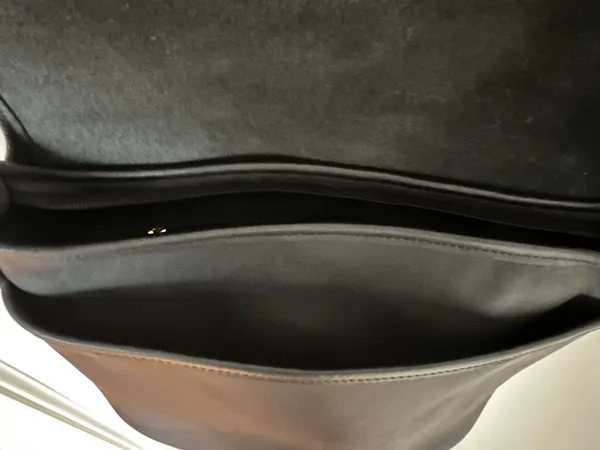 Coach Crossbody Leather Purse - Image 7