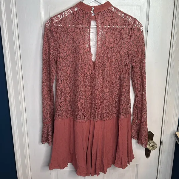 Free People Tell Tale Cutout Lace Tunic Dress NEW in Rosey Coral W1196 Sz XS - Image 14
