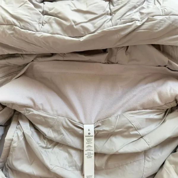 Lululemon Pack It Down Vest Chrome Grey Size 6 Goose Down Puffer Winter Ski - Image 5