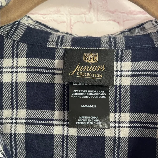 NFL Patriots Blue and White Plaid Button Down Shirt Juniors Woman’s size‎ Medium - Image 2