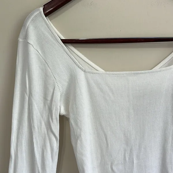 American Eagle Women’s Long Sleeve Bodysuit Size Medium - Image 2