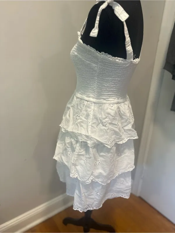 Sincerely Jules white sundress Sz:L smocked bodice tiered eyelet ruffled Dress. - Image 4