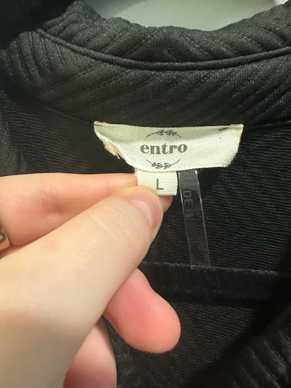 Entro Quilted Relaxed Fit Button-Detail Mini Dress - Image 7