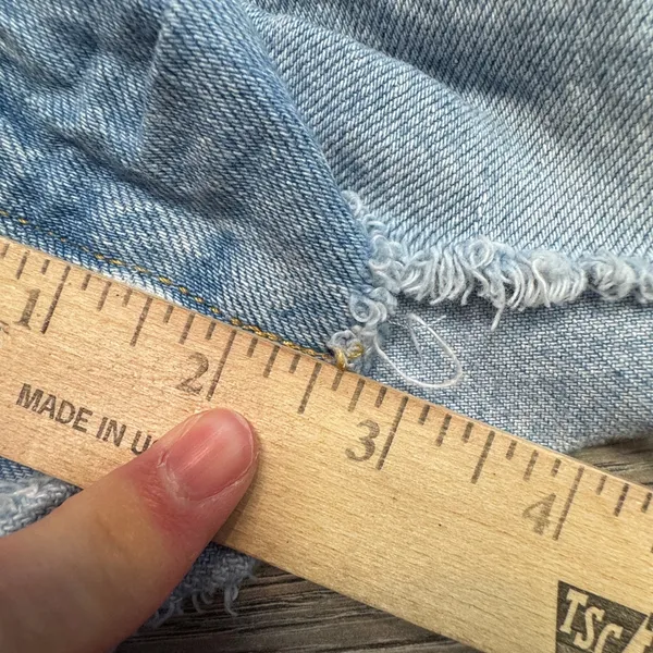 Levi's Premium Ribcage Shorts Light Wash High Rise Denim‎ Cut Off Blue Womens 24 - Image 12