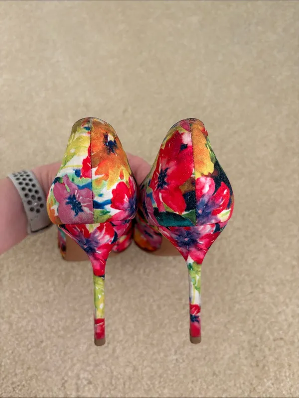 Manolo Blahnik BB Pumps Heels Women’s 39.5 9.5 Floral Stiletto Pink Red Satin - Image 7