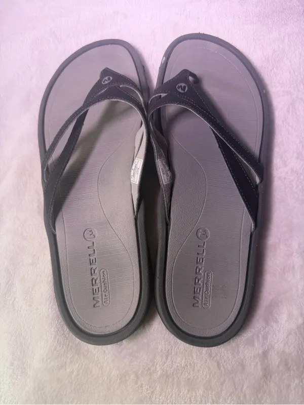Merrell Gray and Black Women's Flip-Flop Sandals - Image 8