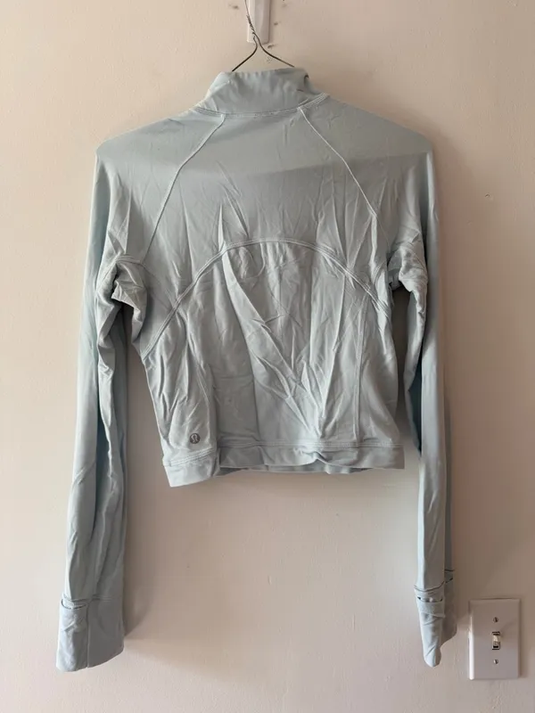 Lululemon Its Rulu Run Cropped Half Zip in Powder Blue Size 8 Athletic Pullover - Image 9