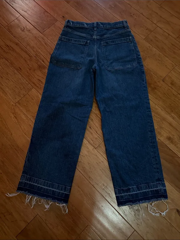 Madewell Dark Blue Wide-Leg Jeans with Raw Hem - Image 5