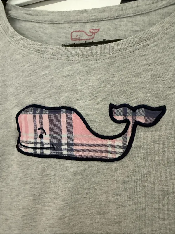 Vineyard Vines Gray Long-Sleeve Shirt with Pink Plaid Whale size M - Image 2
