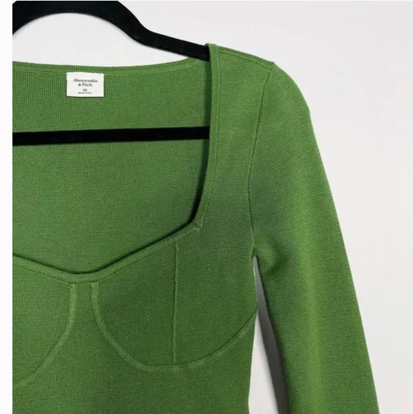 Abercrombie Sweater - Image 3