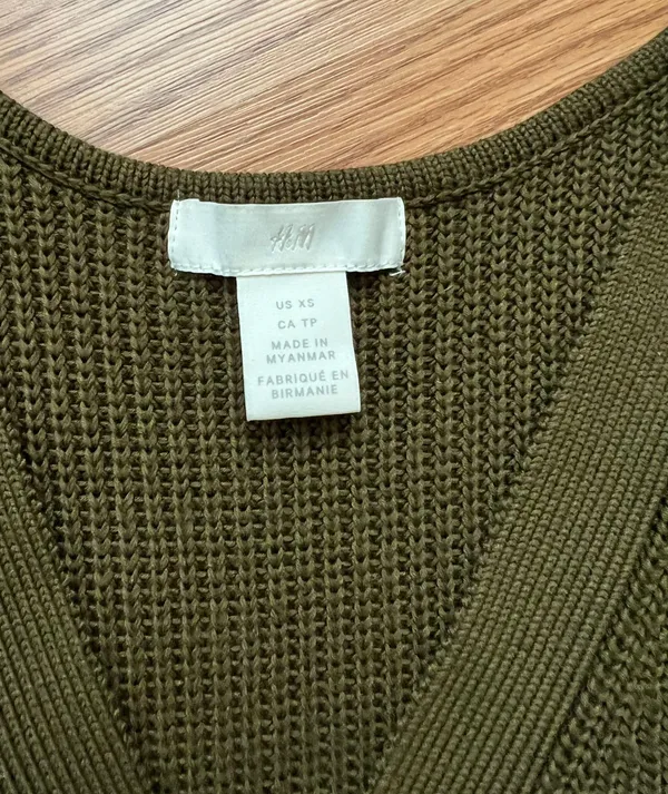 H&M Olive Green V Neck Knit Sweater Vest - Image 4