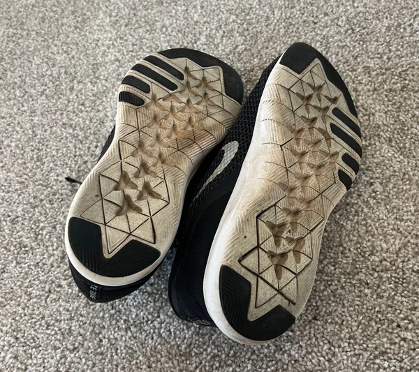 Nike Women’s Black Tennis Shoes Size 7 - Image 7