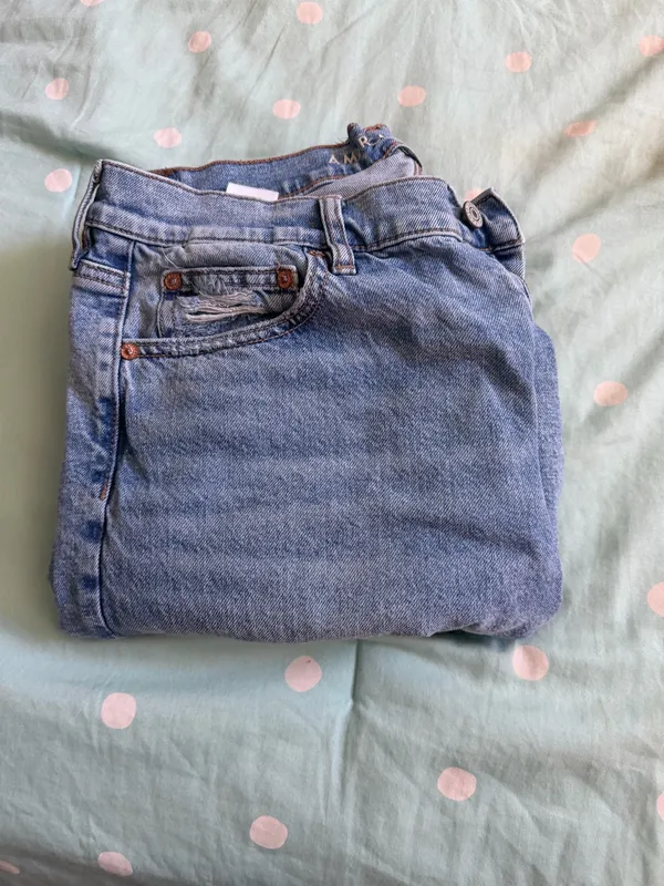 American Eagle Jeans - Image 2