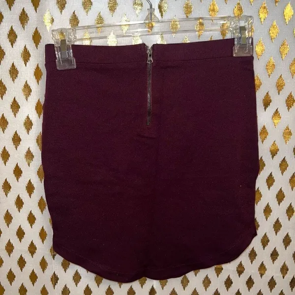 Forever 21 burgundy mini skirt size XS - Image 2