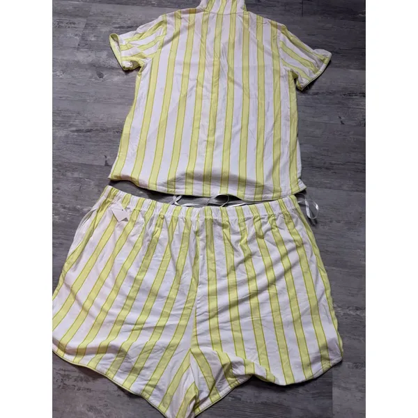 State of Day Womens Small Pajama Set Yellow White Striped Top & Shorts NWT A4020 - Image 11