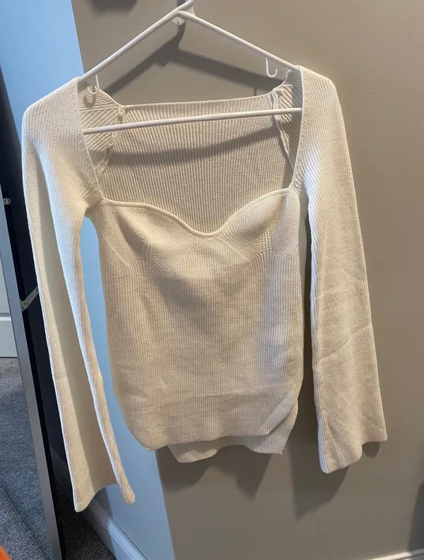 Amazon White Sweater - Image 2