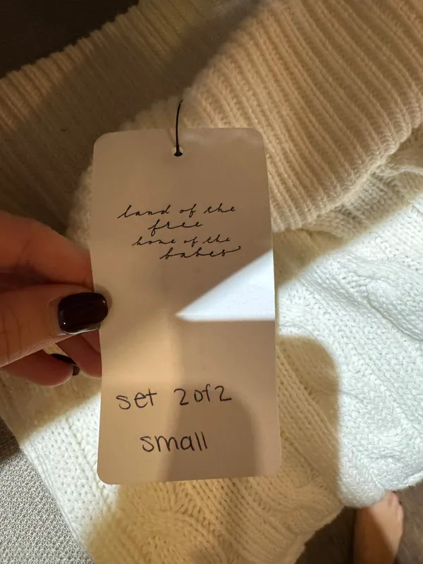 American Threads Sweater Set - Image 3