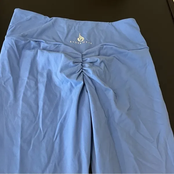 Ryderwear scrunch bottom full length leggings periwinkle blue sz XL - Image 3