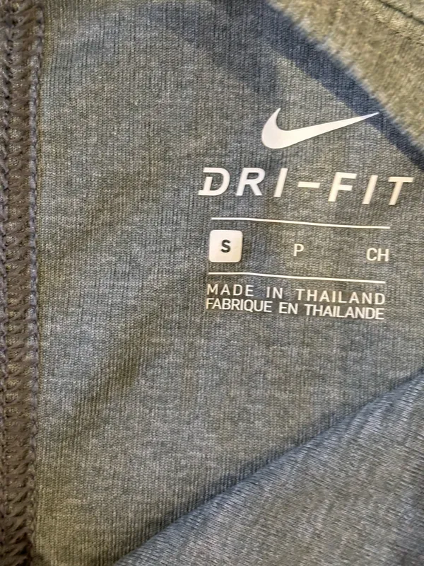 Cropped Nike Dri-Fit Tank - Image 3