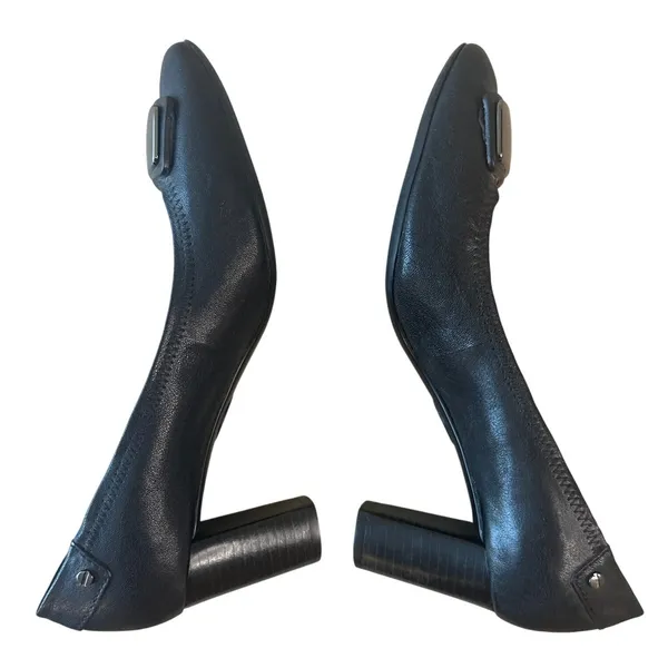 Tory Burch Black Leather Block Heel Pumps Gunmetal Logo Plaque Size 7.5‎ - Image 6