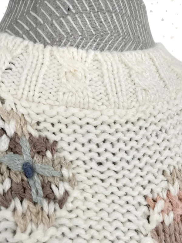 Vintage Winter Sweater Chunky Hand Knit Texture Oversized Boxy Cream Tan Size M - Image 6