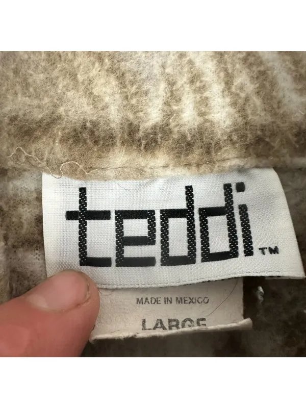 Teddi Women’s Fleece Full Zip Jacket Size L Tan Animal Print Lightweight - Image 3