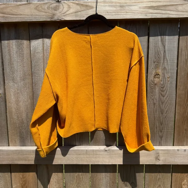 Urban Outfitters Mustard Yellow Ribbed Knit Notched V-Neck Pullover Top S-P - Image 4