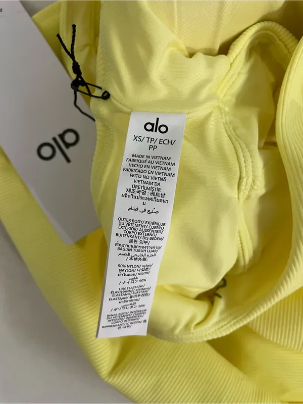 Alo Yoga NWT Slice Tennis in Sunshine Yellow Shorts Underneath Size XS - Image 13