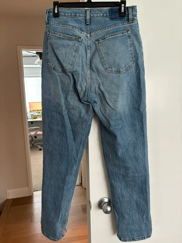 Abercrombie 90s Ultra High Rise Jeans - Image 4