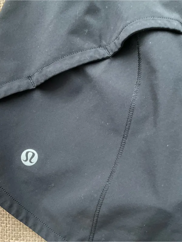 Lululemon Speed Up Short Long *4" Sz 4 - Image 8