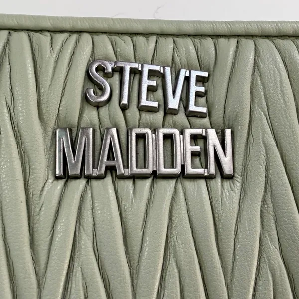 Steve Madden‎ BZIP-U Celery Green Quilted Zip Around Wristlet Wallet NEW FLAWED - Image 3