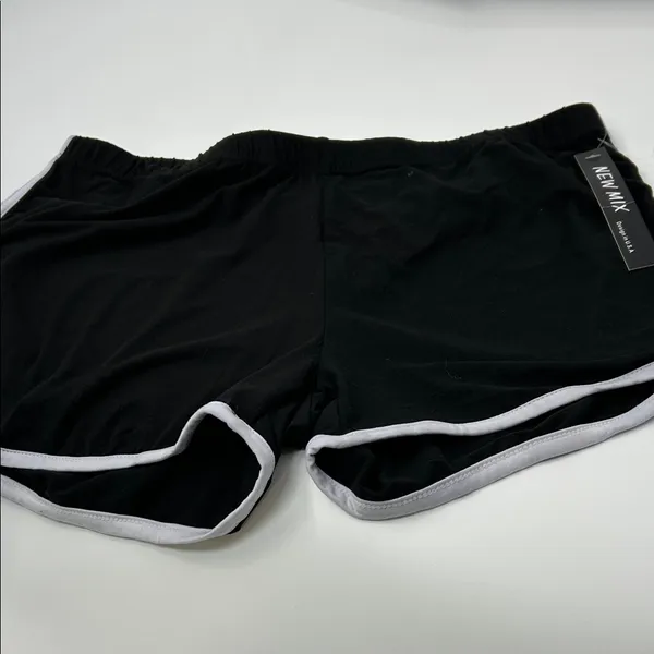 New Mix Black and White Women's Athletic Shorts - Image 11