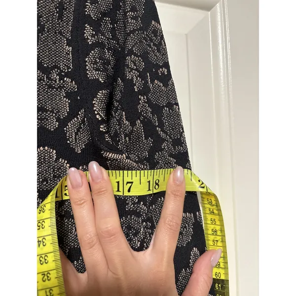 Ann Taylor Medium Black Tan Floral Cardigan Sweater - Image 7