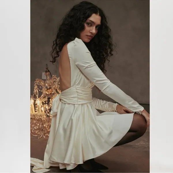 NWOT HOUSE OF CB 'Aryana' Ivory Bow Long Sleeves Mini Dress sz XS - Image 6