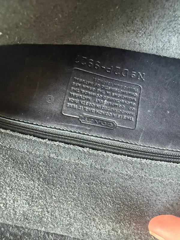 Vintage Coach Willis 9927 Black Leather Shoulder/Crossbody Bag – 2002 - Image 3