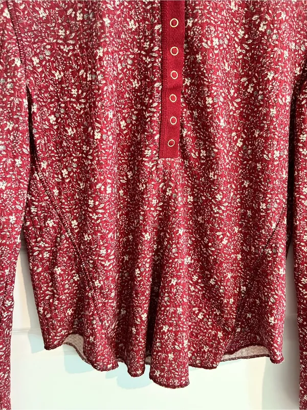 Natural Life Floral Henley Top Red Size XL - Image 5