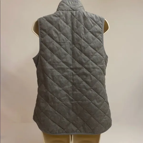 Old Navy Quilted Lightweight Vest Womens‎ - Image 6