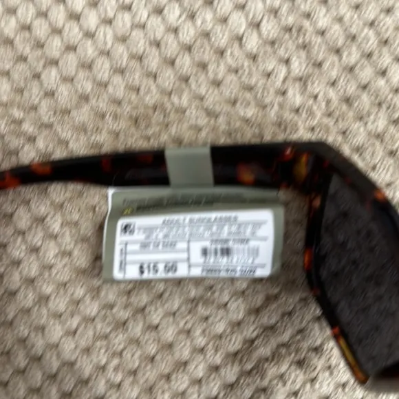 Tortoise shell look sunglasses NWT - Image 3